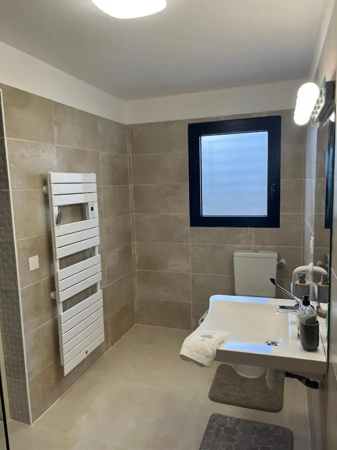 Villa Les Iles Bleues Bandol Guest house